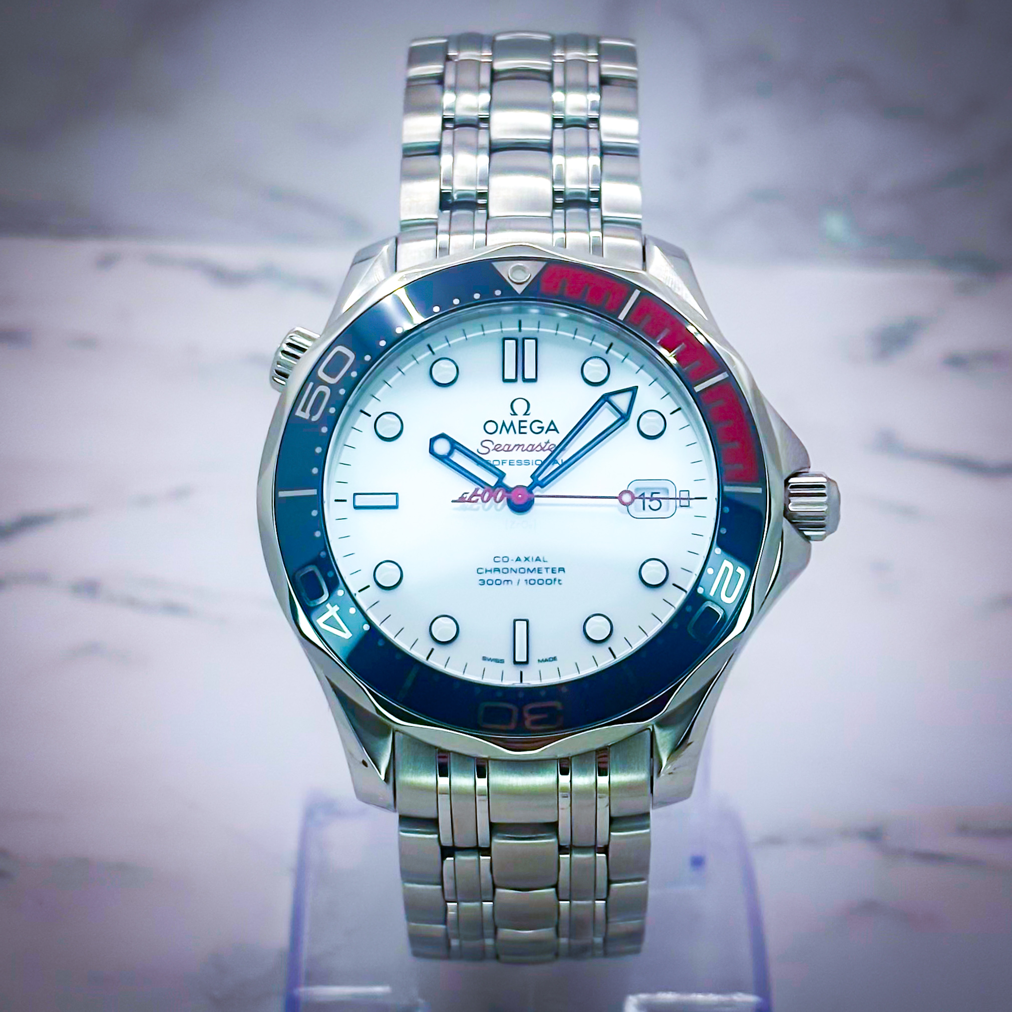 Omega Seamaster Diver 300M – White Dial- James Bond Commander edition