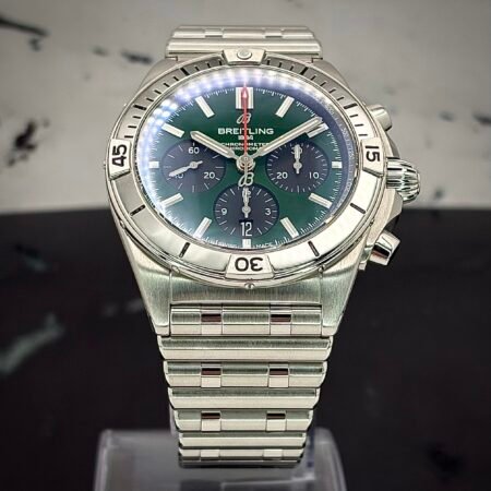 Breitling Chronomat B01 42 Green Dial AB01343A1L1A1 Full Set 2021